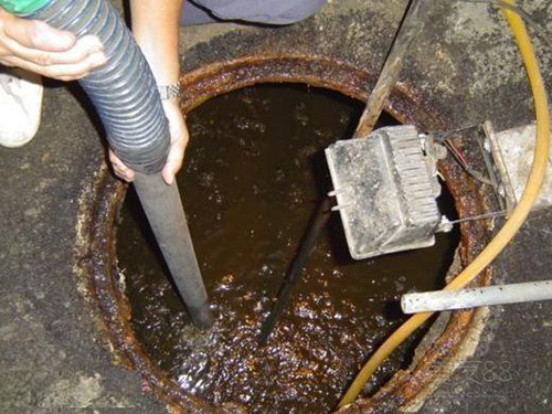 南口街道隔油池清理